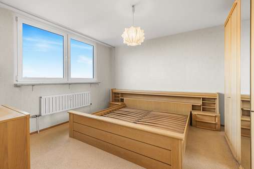 Schlafzimmer - Etagenwohnung in 81737 München mit 79m² kaufen