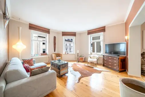 Denkmalgeschützte 4-Zimmer-Altbauwohnung direkt im Glockenbachviertel - Sale & Lease Back