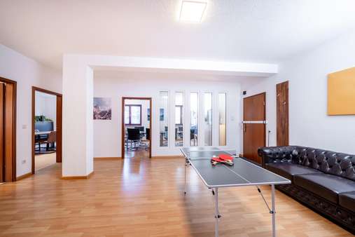 Empfangsbereich - Büro in 81675 München mit 130m² kaufen