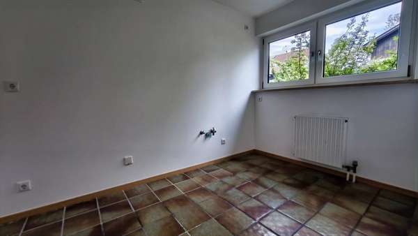 Küche - Reihenmittelhaus in 81737 München mit 155m² mieten