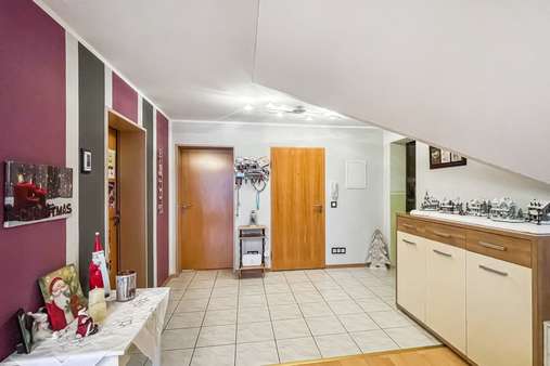 Eingangsbereich Eingangsbereich - Dachgeschosswohnung in 85386 Eching mit 97m² kaufen