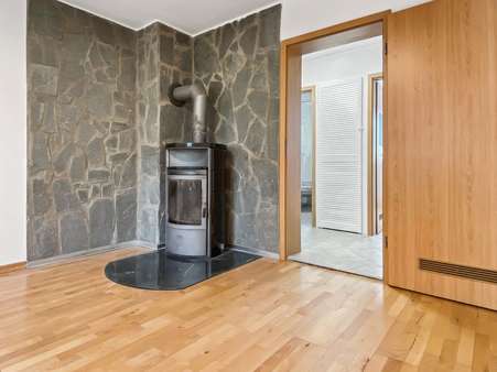 Wohnzimmer - Erdgeschosswohnung in 81245 München mit 85m² kaufen
