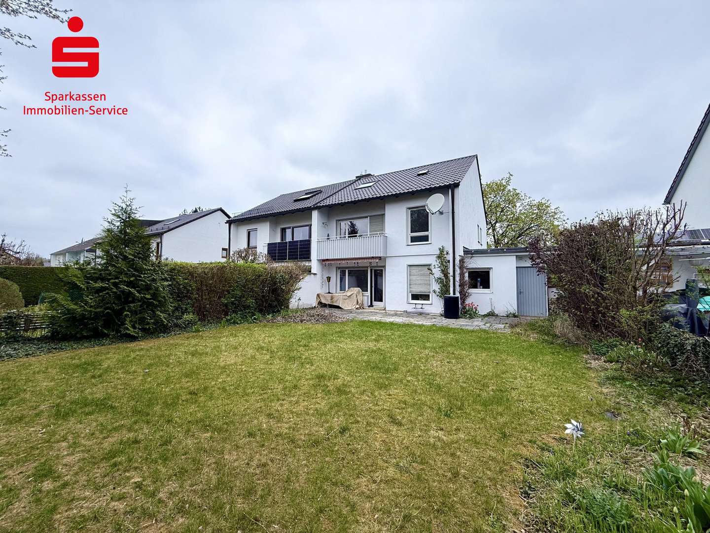 Hausansicht - Doppelhaushälfte in 82110 Germering mit 115m² kaufen