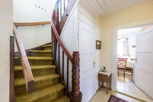 Treppenaufgang - Einfamilienhaus in 82467 Garmisch-Partenkirchen mit 95m² kaufen