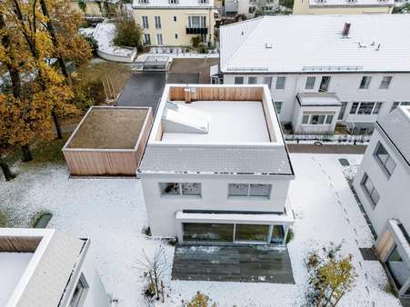 Drohnenansicht - Einfamilienhaus in 85579 Neubiberg mit 166m² kaufen