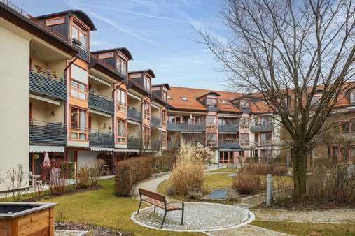 Außenansicht Außenansicht - Etagenwohnung in 85567 Grafing mit 56m² kaufen