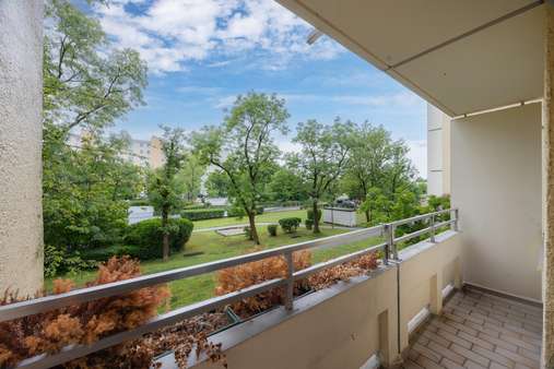 Südloggia Südloggia - Etagenwohnung in 80995 München mit 78m² kaufen