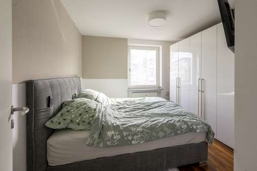 Schlafzimmer - Etagenwohnung in 81825 München mit 56m² kaufen