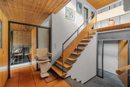 Treppenaufgang - Einfamilienhaus in 82031 Grünwald mit 186m² kaufen