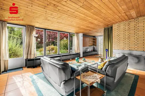 Architektenhaus mit großem Potenzial in exklusiver Lage

