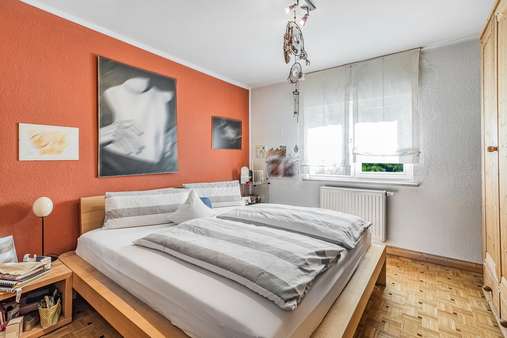 Schlafzimmer EG - Zweifamilienhaus in 80939 München mit 144m² kaufen