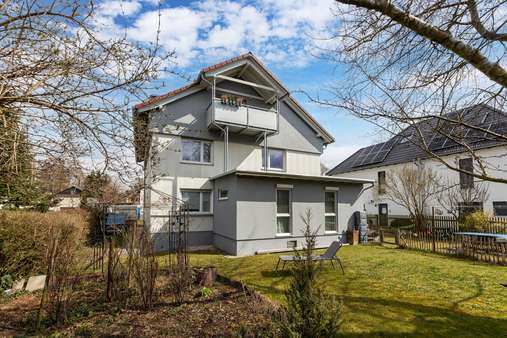 Hausansicht - Einfamilienhaus in 80999 München mit 311m² kaufen