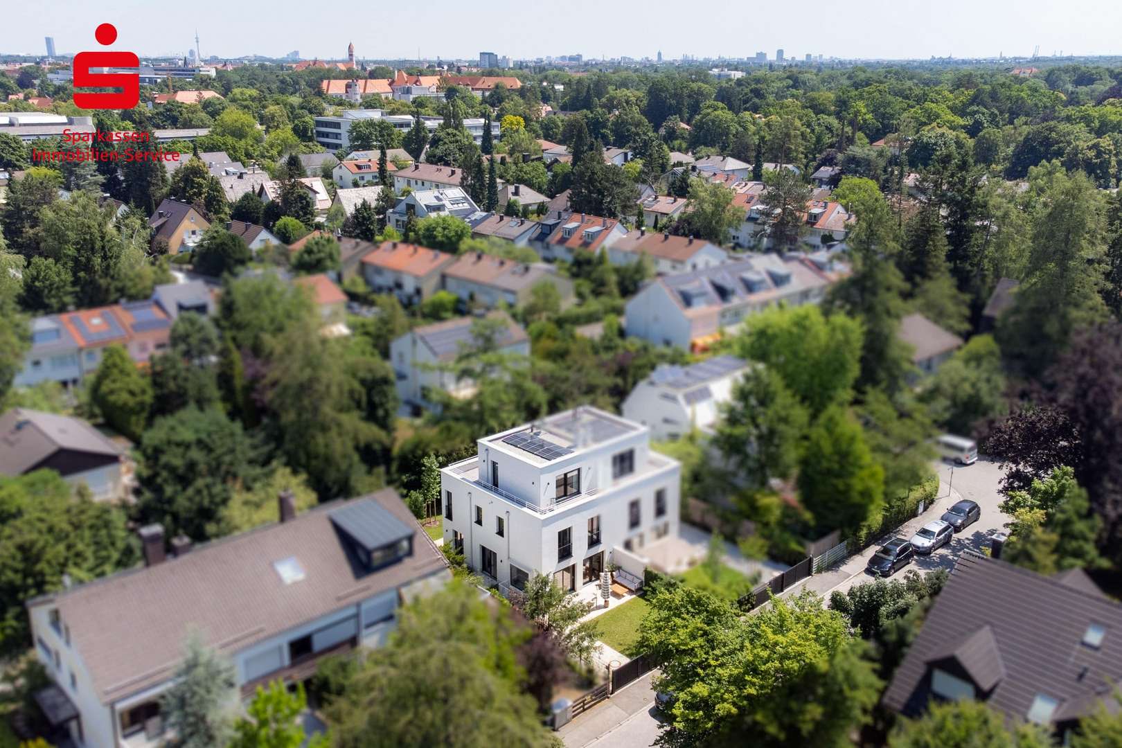 Außenansicht - Doppelhaushälfte in 81243 München mit 181m² kaufen