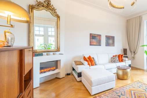 Wohnzimmer Wohnzimmer - Etagenwohnung in 80637 München mit 81m² kaufen
