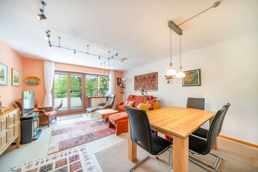 Essecke - Etagenwohnung in 81739 München mit 94m² kaufen