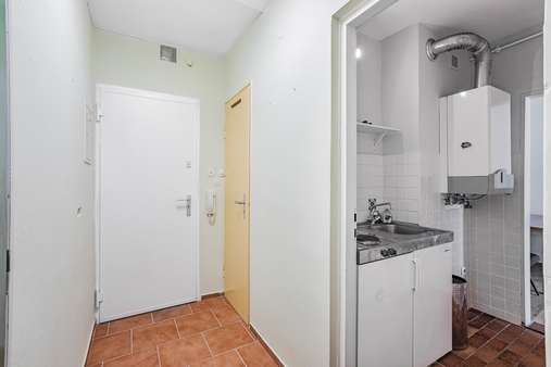 Flur - Erdgeschosswohnung in 80798 München mit 38m² kaufen