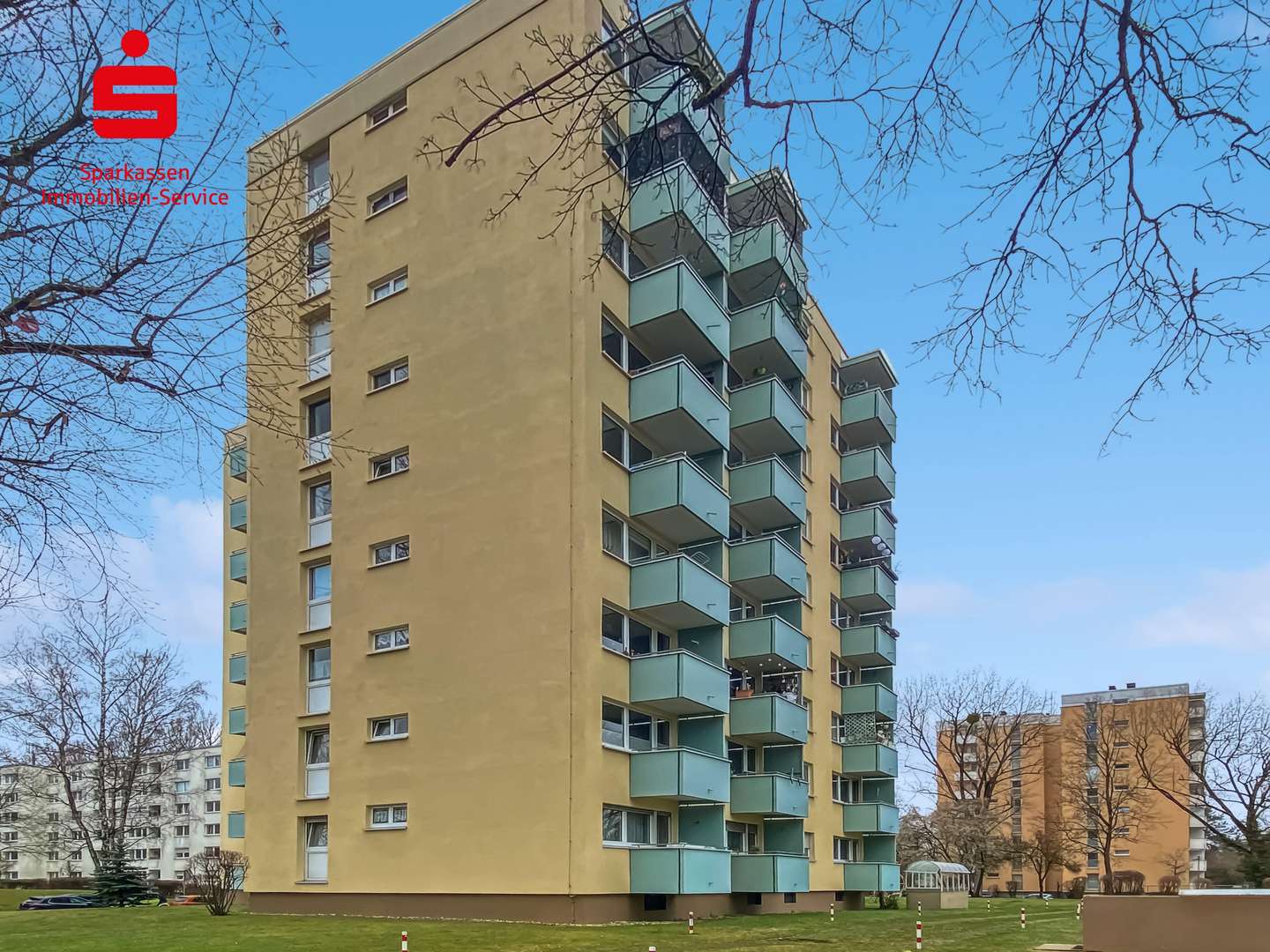 Hausansicht - Erdgeschosswohnung in 81477 München mit 57m² kaufen