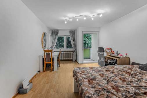 Wohnzimmer - Erdgeschosswohnung in 81476 München mit 30m² kaufen