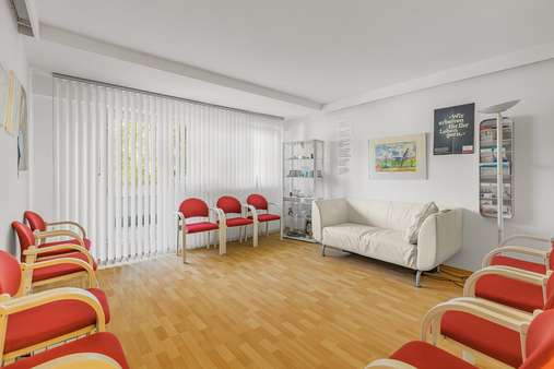 Warteraum Warteraum - Krankenhaus in 80636 München mit 142m² kaufen