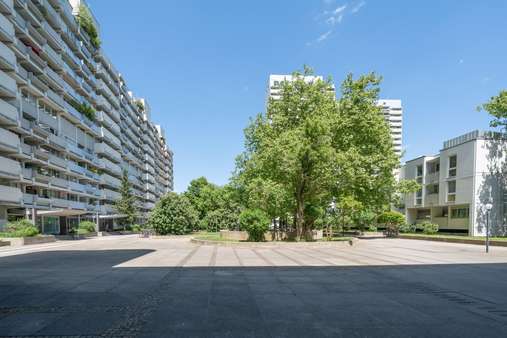 Innenhof - Etagenwohnung in 80993 München mit 86m² kaufen