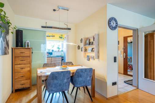 Essecke - Etagenwohnung in 82194 Gröbenzell mit 81m² kaufen