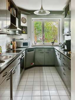Küche - Erdgeschosswohnung in 81545 München mit 93m² kaufen