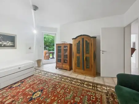 Wohnen mit Garten plus über 100 m² Wohn-/ Nutzfläche in Harlaching 