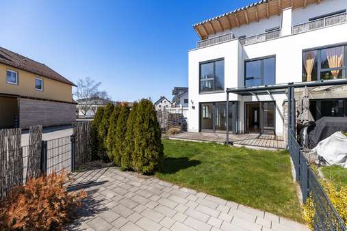 Außenansicht - Reiheneckhaus in 82377 Penzberg mit 174m² kaufen