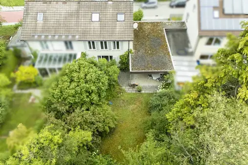 Wohnen mit Charakter - freie Doppelhaushälfte mit Gartencharme in der Bayersiedlung