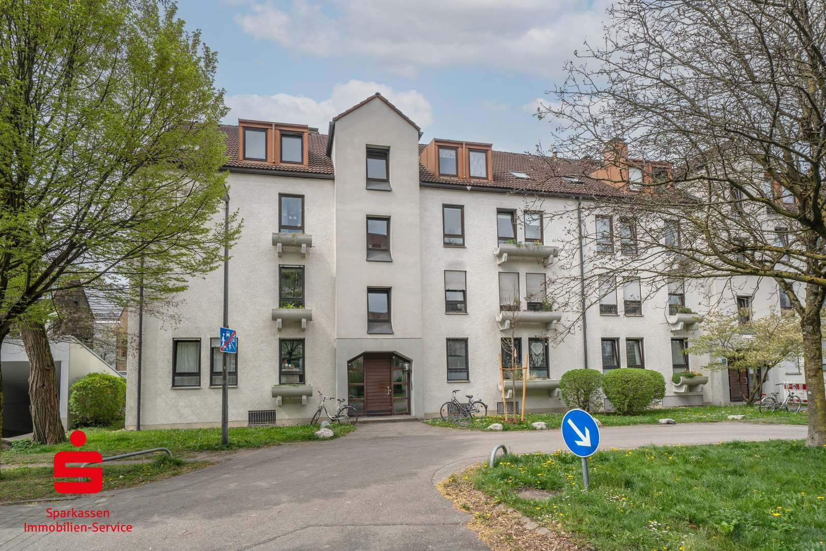 Außenansicht - Dachgeschosswohnung in 81241 München mit 59m² als Kapitalanlage kaufen
