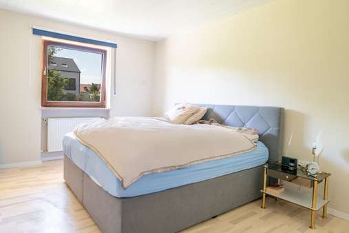 Schlafzimmer EG Schlafzimmer EG - Doppelhaushälfte in 80937 München mit 145m² als Kapitalanlage kaufen