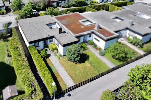 Luftbild Luftbild - Bungalow in 85540 Haar mit 120m² kaufen