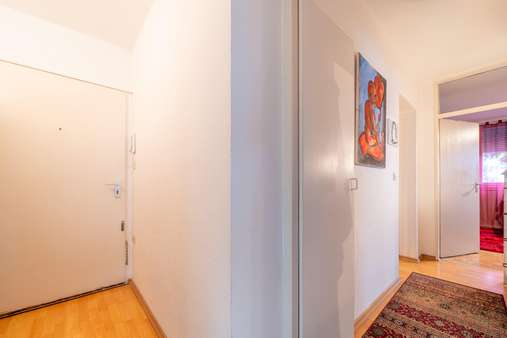 Diele - Erdgeschosswohnung in 81243 München mit 66m² kaufen