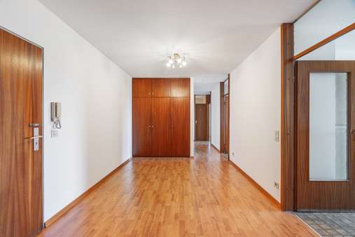 Eingangsbereich Eingangsbereich - Dachgeschosswohnung in 81477 München mit 103m² kaufen