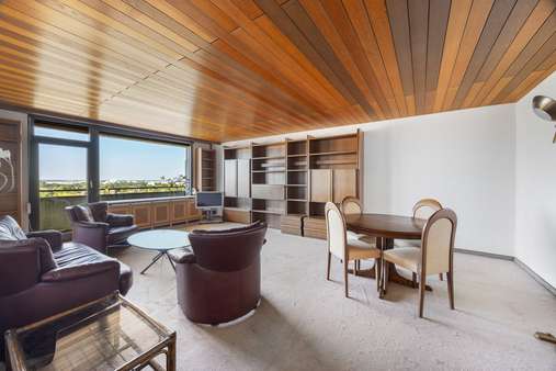 Wohnbereich Wohnbereich - Dachgeschosswohnung in 81477 München mit 103m² kaufen