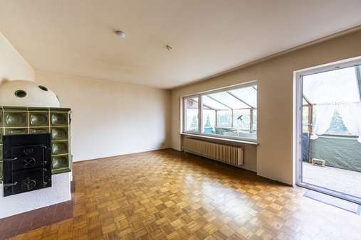 Wohnzimmer - Reiheneckhaus in 83624 Otterfing mit 160m² kaufen