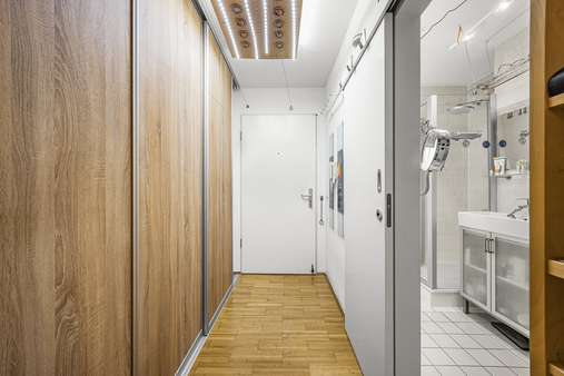 Flur - Etagenwohnung in 80339 München mit 52m² als Kapitalanlage kaufen