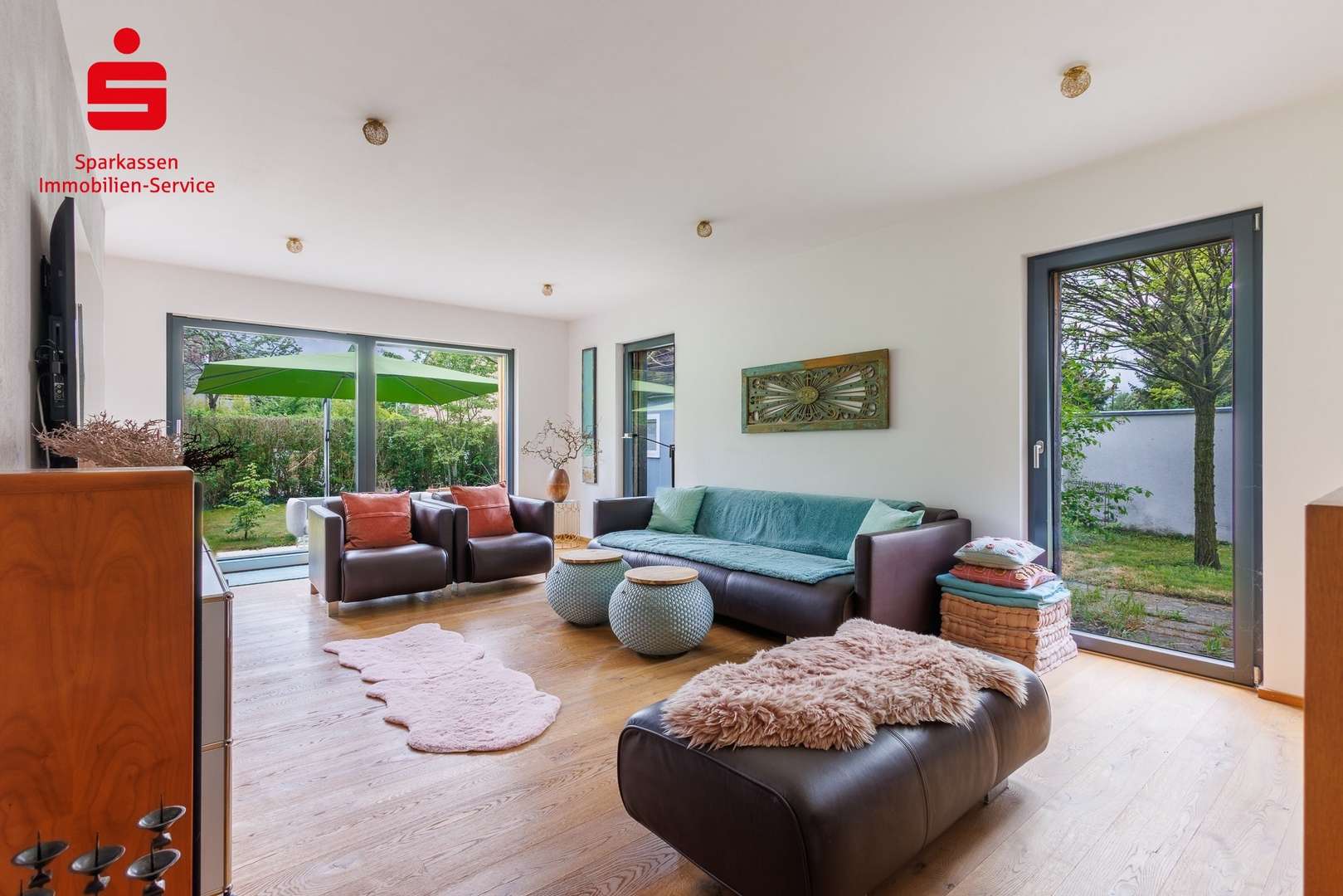 Wohnzimmer - Einfamilienhaus in 82223 Eichenau mit 134m² kaufen