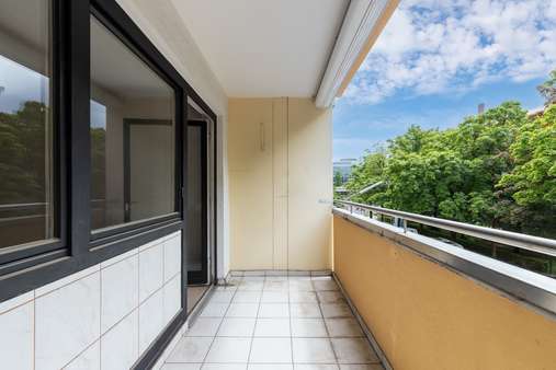 Balkon mit Südausrichtung - Etagenwohnung in 80634 München mit 86m² kaufen