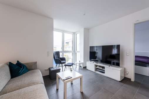 Blick zum Erker - Etagenwohnung in 80995 München mit 54m² kaufen