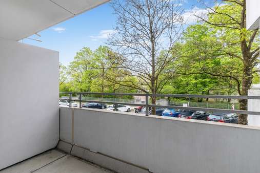 Loggia Schlafzimmer - Etagenwohnung in 80993 München mit 67m² kaufen