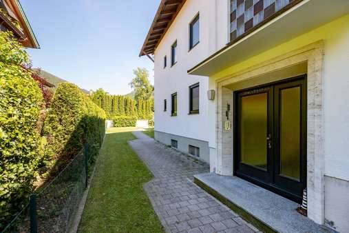 Eingangsbereich Eingangsbereich - Etagenwohnung in 83229 Aschau mit 85m² kaufen