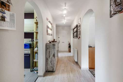 Flur Flur - Etagenwohnung in 83229 Aschau mit 85m² kaufen