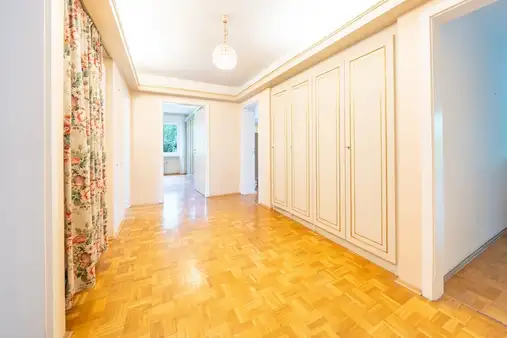 Gartenglück in Harlaching – Erdgeschosswohnung mit Potenzial