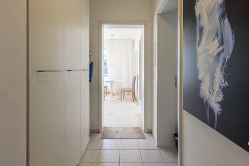Eingangsbereich - Dachgeschosswohnung in 85609 Aschheim mit 60m² kaufen