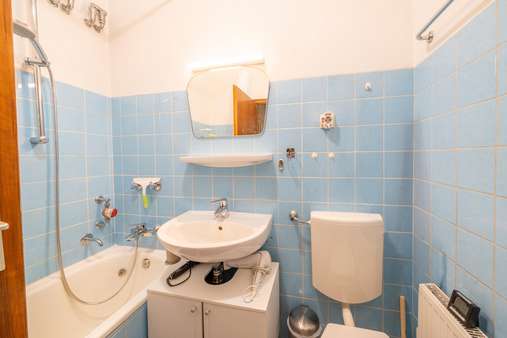 Bad Bad - Etagenwohnung in 80797 München mit 34m² kaufen