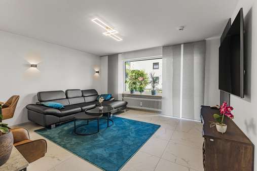 Wohnzimmer - Erdgeschosswohnung in 83026 Rosenheim mit 53m² kaufen
