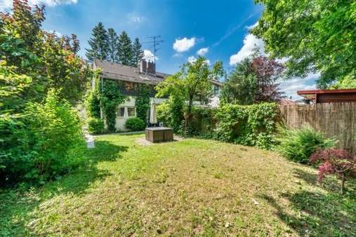 Gartenansicht Gartenansicht - Doppelhaushälfte in 81549 München mit 155m² kaufen