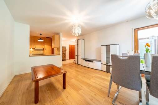 Wohn-/Essbereich Wohn-/Essbereich - Erdgeschosswohnung in 85764 Oberschleißheim mit 69m² kaufen