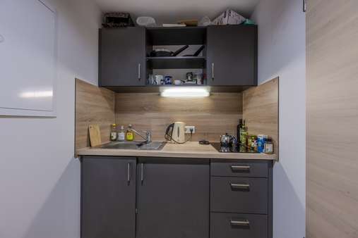 Küchenzeile Küchenzeile - Erdgeschosswohnung in 80939 München mit 21m² kaufen